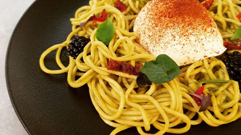 Šefo namų receptas: Spageti su pesto ir mozzarella di Bufala